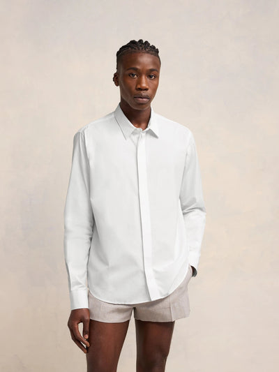 Baumwollhemd mit verdeckter Knopfleiste in weiß