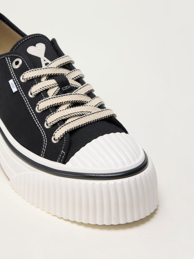 Low-Top-Sneaker 1980 in schwarz