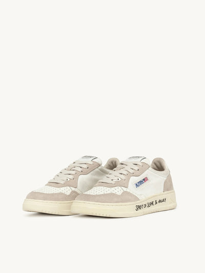 Medalist Sneaker Spirit Of Serve &amp; Volley in white AULM VY01