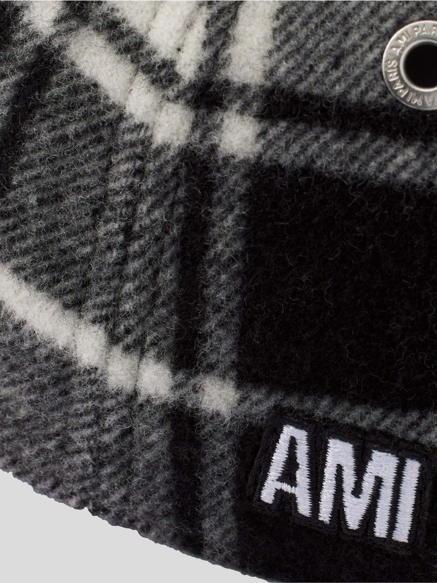 AMI Paris Cap's & Mützen | kariertes Flanell Cap weiß-schwarz | UCP222.412 150 off-white / ADAM/EVE