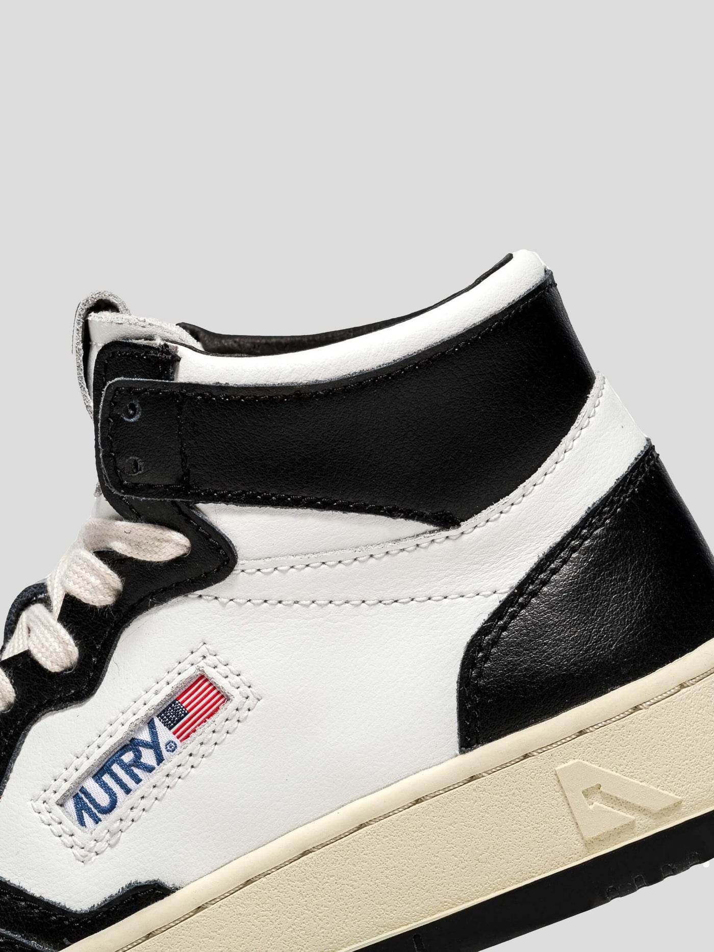 Autry Sneaker | Mid Top Sneaker Medalist AUMM WB01 weiß-schwarz | AUMM WB01 white-black / ADAM/EVE
