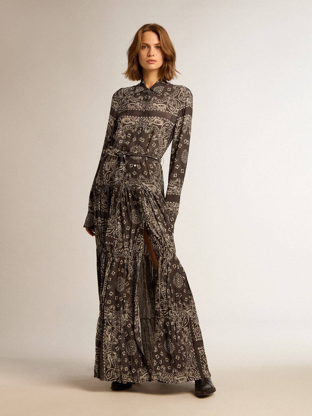 Golden Goose Kleid im Bandana-Paisley Print in anthrazit - ADAM/EVE Golden Goose Kleid im Bandana-Paisley Print in anthrazit - ADAM/EVE