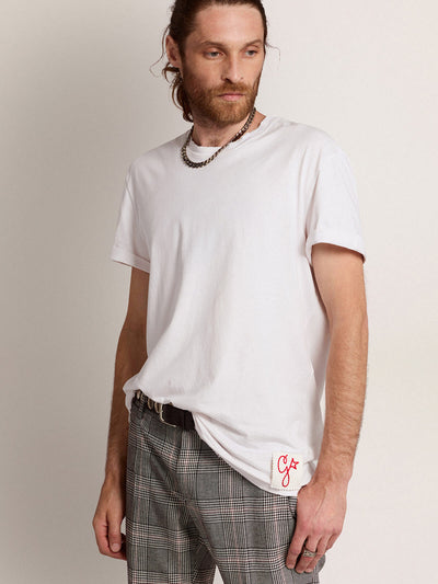 Golden Goose Shirts & Polos | T-Shirt im distressed-Finish in weiß | GMP01220.P000638.10363 / ADAM/EVE