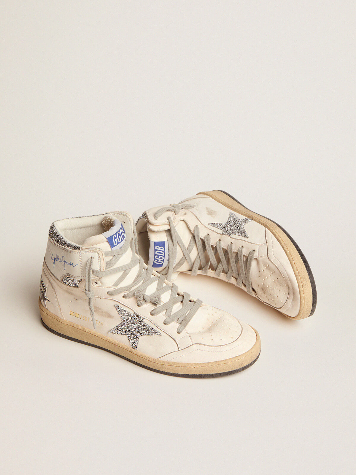 Golden Goose Sneaker | Hight Top Sneaker Sky-Star mit silber Glitzer Stern in weiß | GWF00230.F002192.80185 / ADAM/EVE