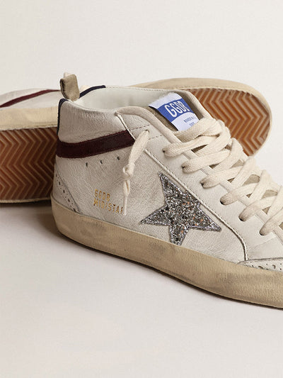 Golden Goose Sneaker | Mid Star Sneaker aus weißem Leder mit Glitzer Stern | GWF00122.F004160.11389 / ADAM/EVE