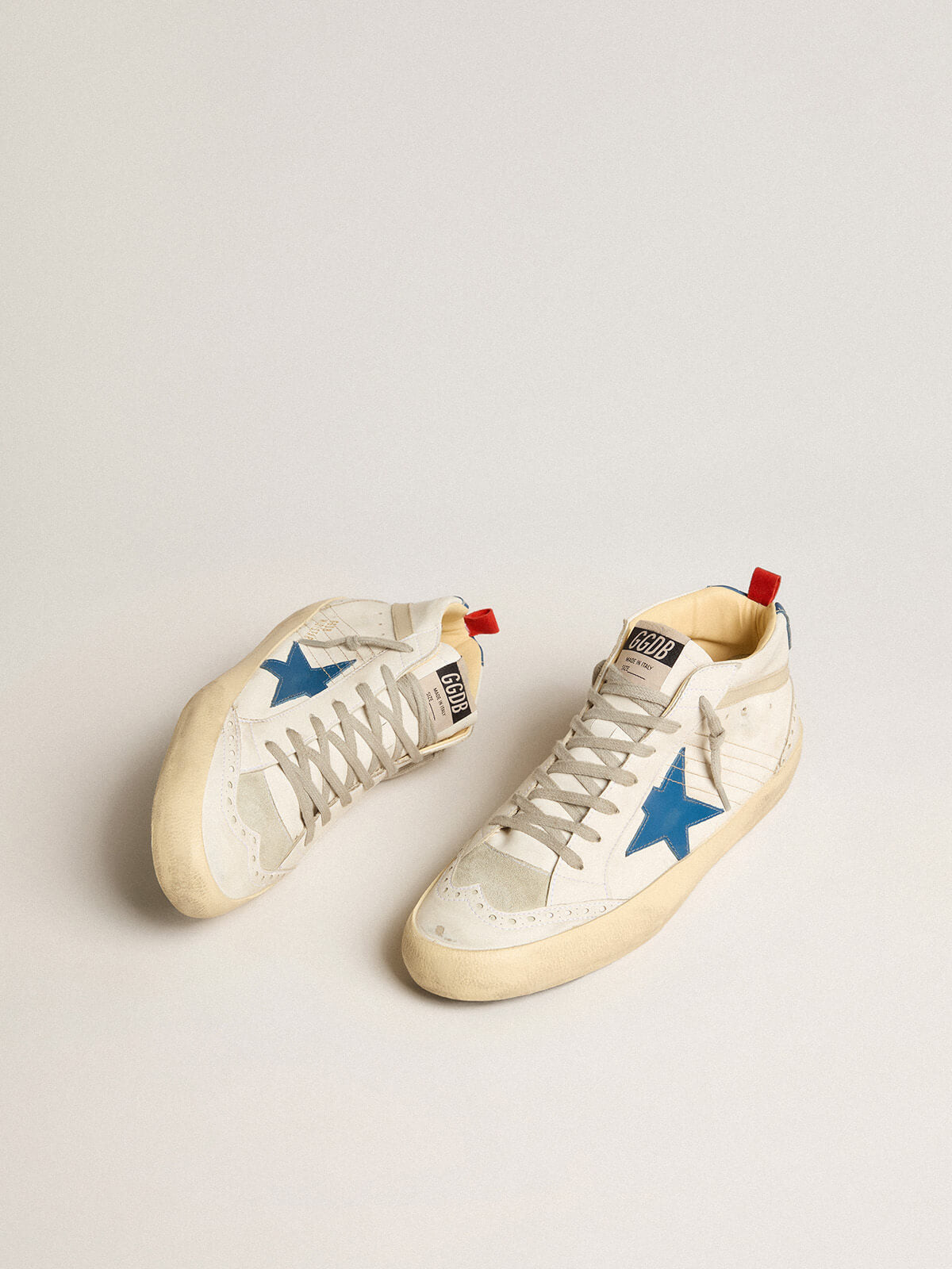 Golden Goose Sneaker | Mid Star Sneaker weiß mit blauem Stern | GMF00122.F004765.82374 / ADAM/EVE