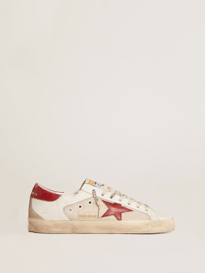 Golden Goose Sneaker | Super-Star Sneaker aus Mesh-Leder in weiß mit rotem Stern | GMF00104.F004794.82390 / ADAM/EVE