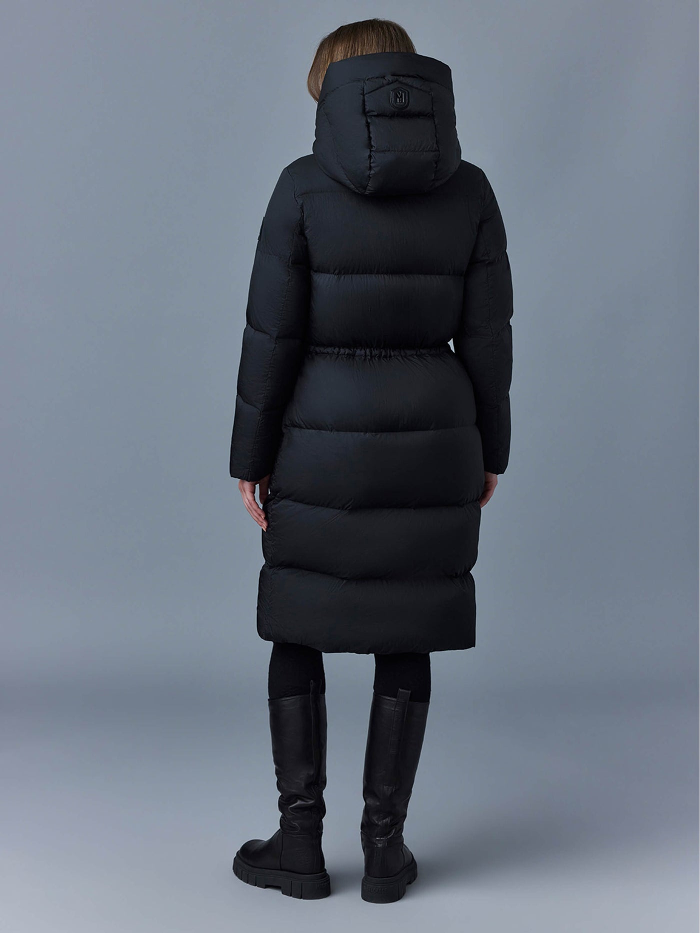 Ishani down coat in black