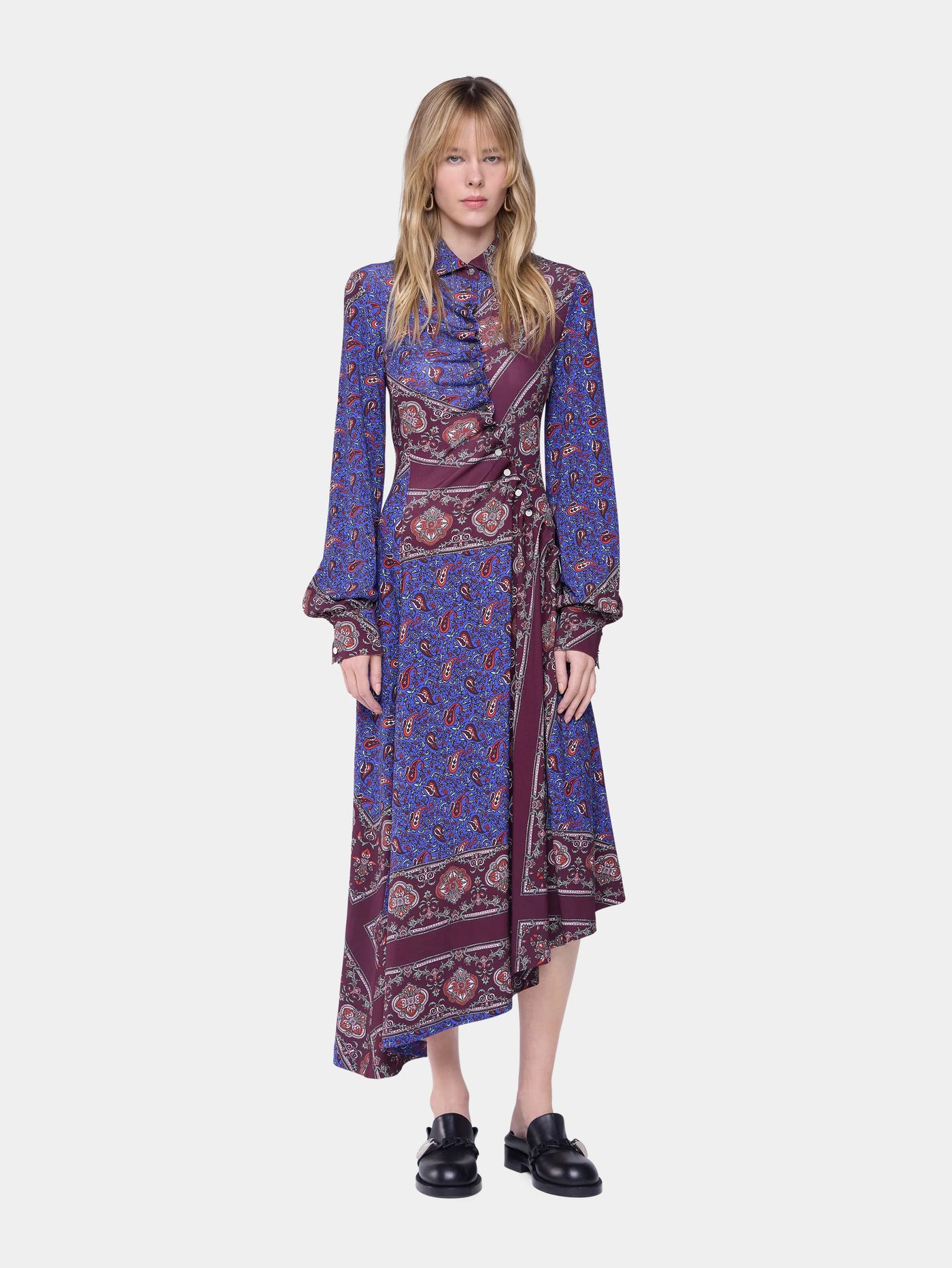 Kleid mit Knopfleiste in Bandana Paisley gemustert