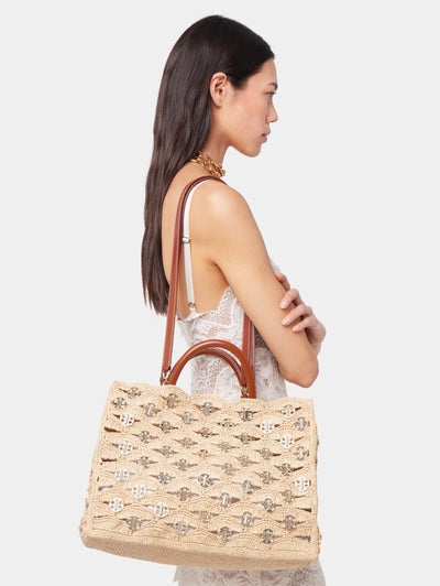 Raffia Tasche mit silbernen Applikationen in natur-beige