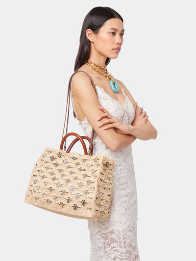 Raffia Tasche mit silbernen Applikationen in natur-beige